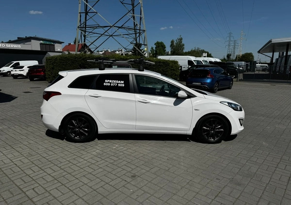 Hyundai I30 cena 31999 przebieg: 169500, rok produkcji 2013 z Łabiszyn małe 92